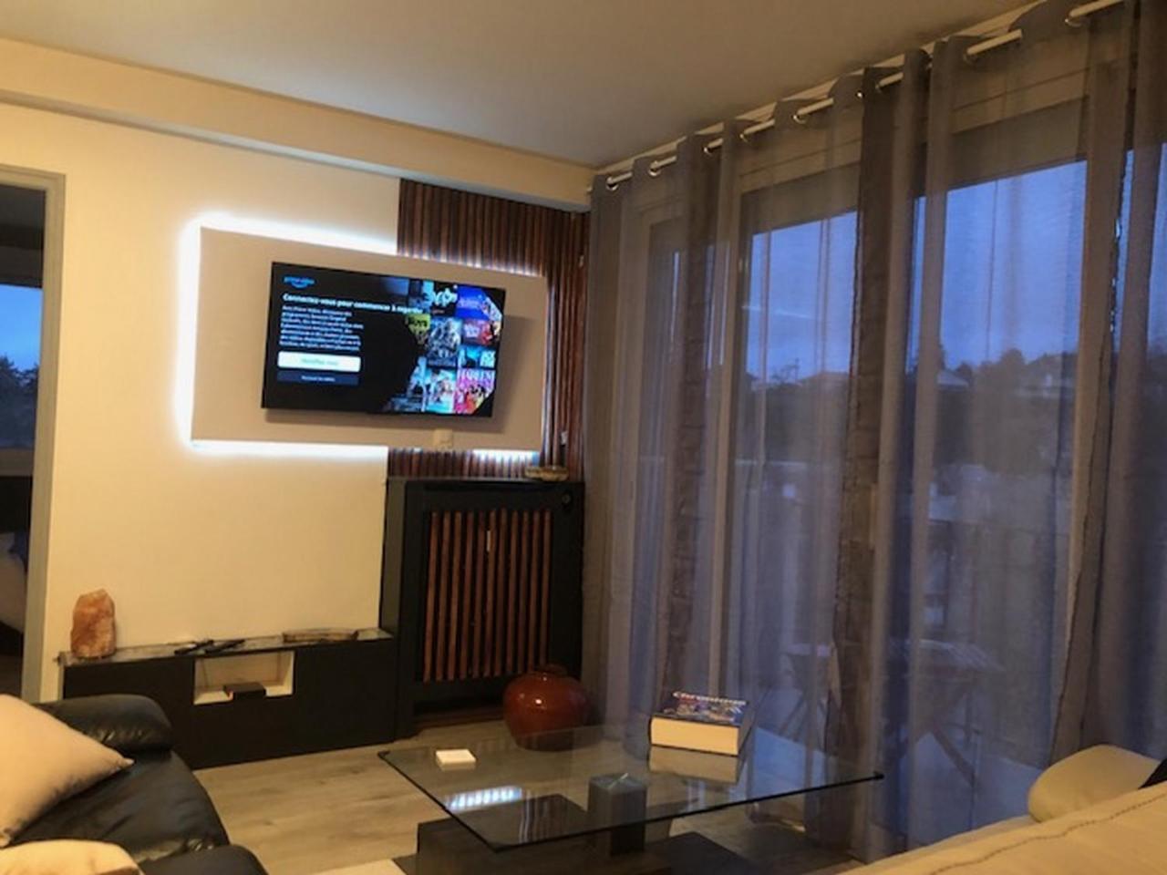 Апартаменты Chez Jean-Claude, Vue Panoramique Au Reveil Пуатье Экстерьер фото